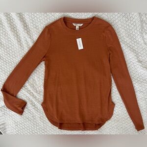 NWT Banana Republic Tee Luxespun Long Sleeve Top Soft Cozy SZ L